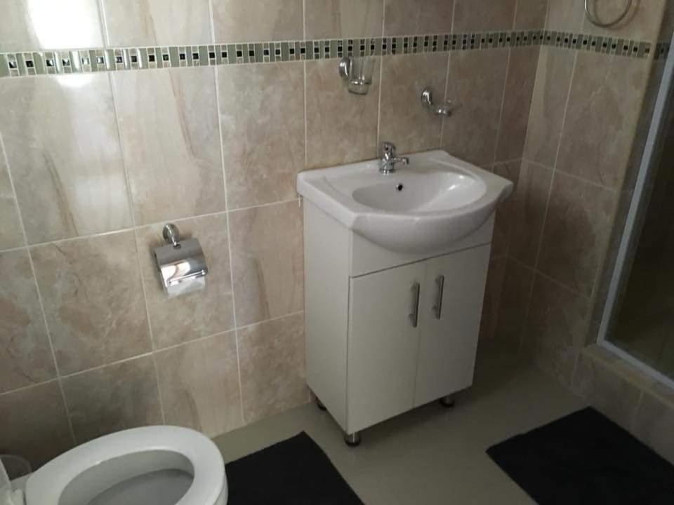 Aandrus Guesthouse Bloemfontein Eksteriør billede