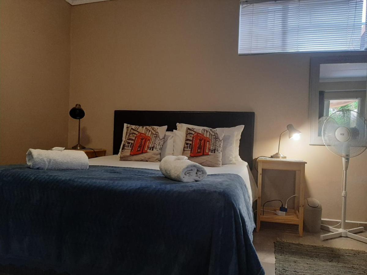 Aandrus Guesthouse Bloemfontein Eksteriør billede
