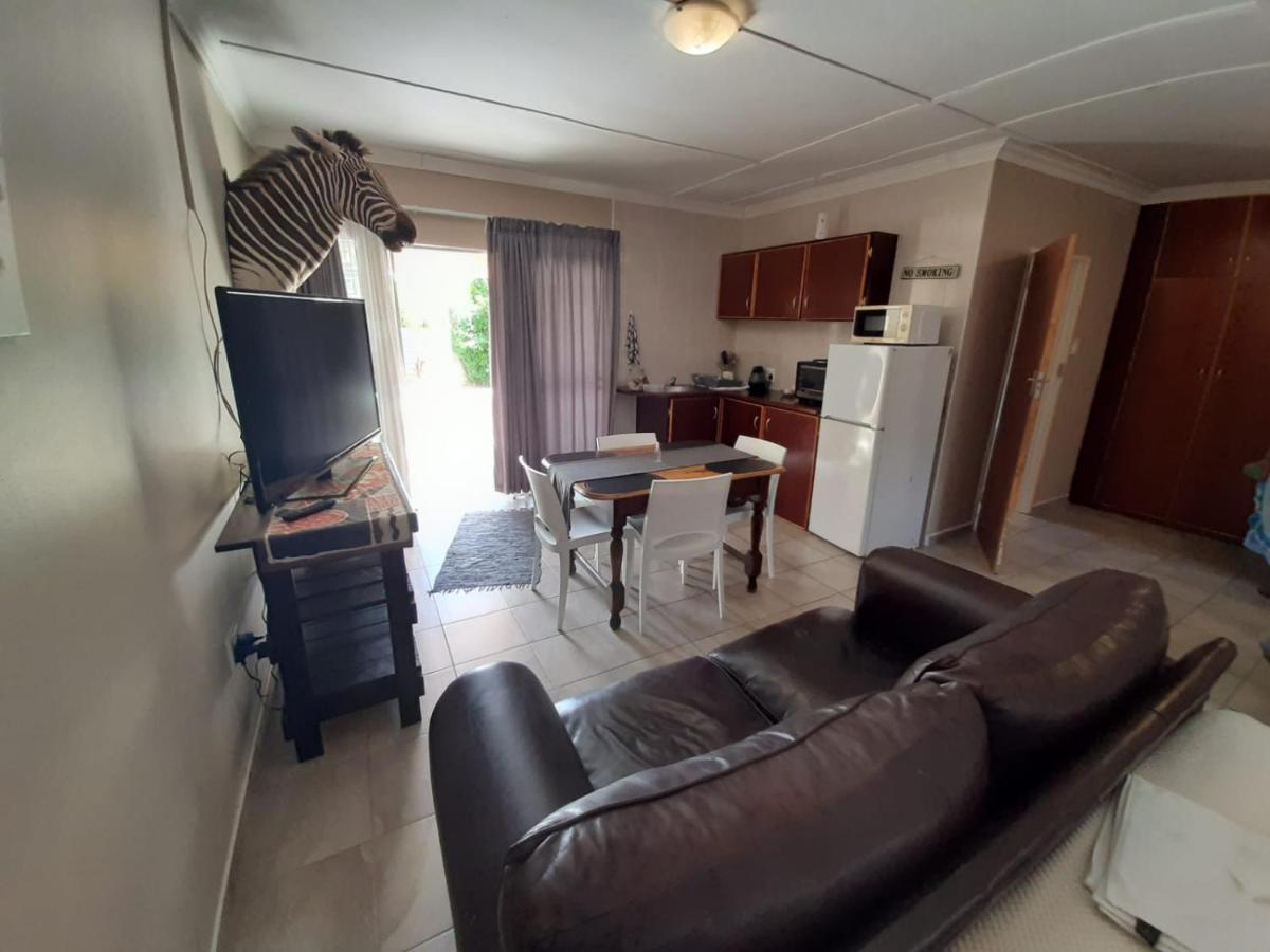Aandrus Guesthouse Bloemfontein Eksteriør billede