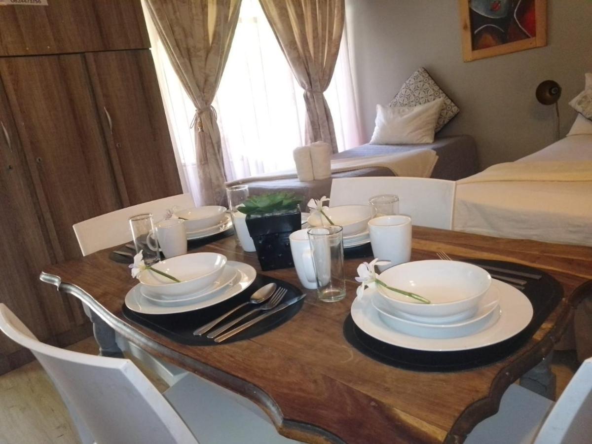 Aandrus Guesthouse Bloemfontein Eksteriør billede