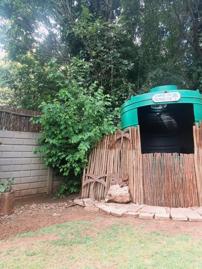 Aandrus Guesthouse Bloemfontein Eksteriør billede